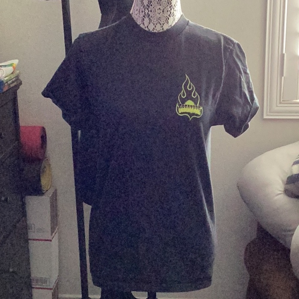 EUC Creature tee